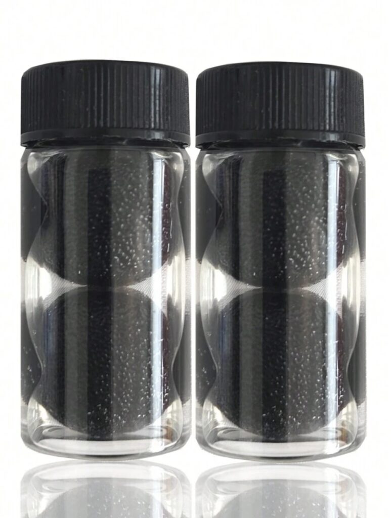 Dissolvant à colle spéciale pinces à cils
